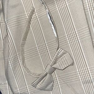 Montgomery Lable Bow Tie